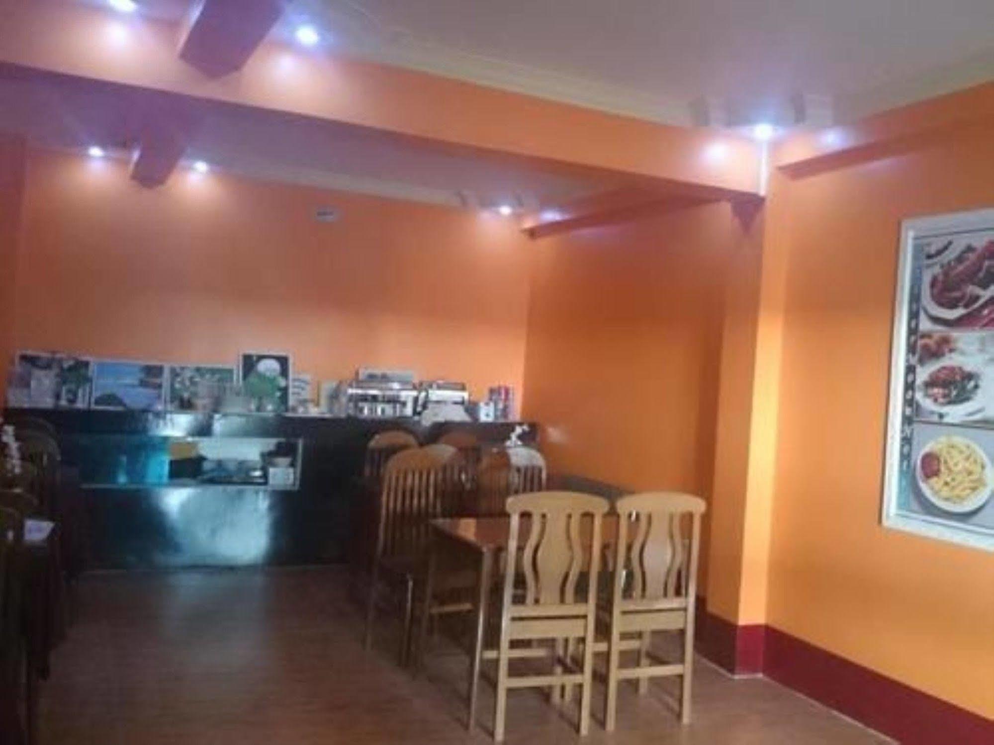 Silver Moon Hotel 仰光 外观 照片